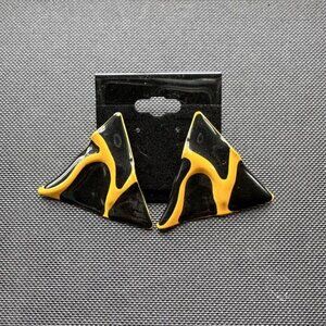 Mod yellow and black enamel triangle geometric earrings